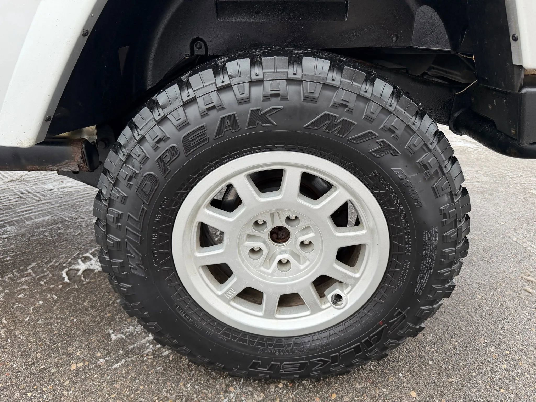 Used 2012 Jeep Wrangler Rubicon w/ PWR Convenience Group image 10