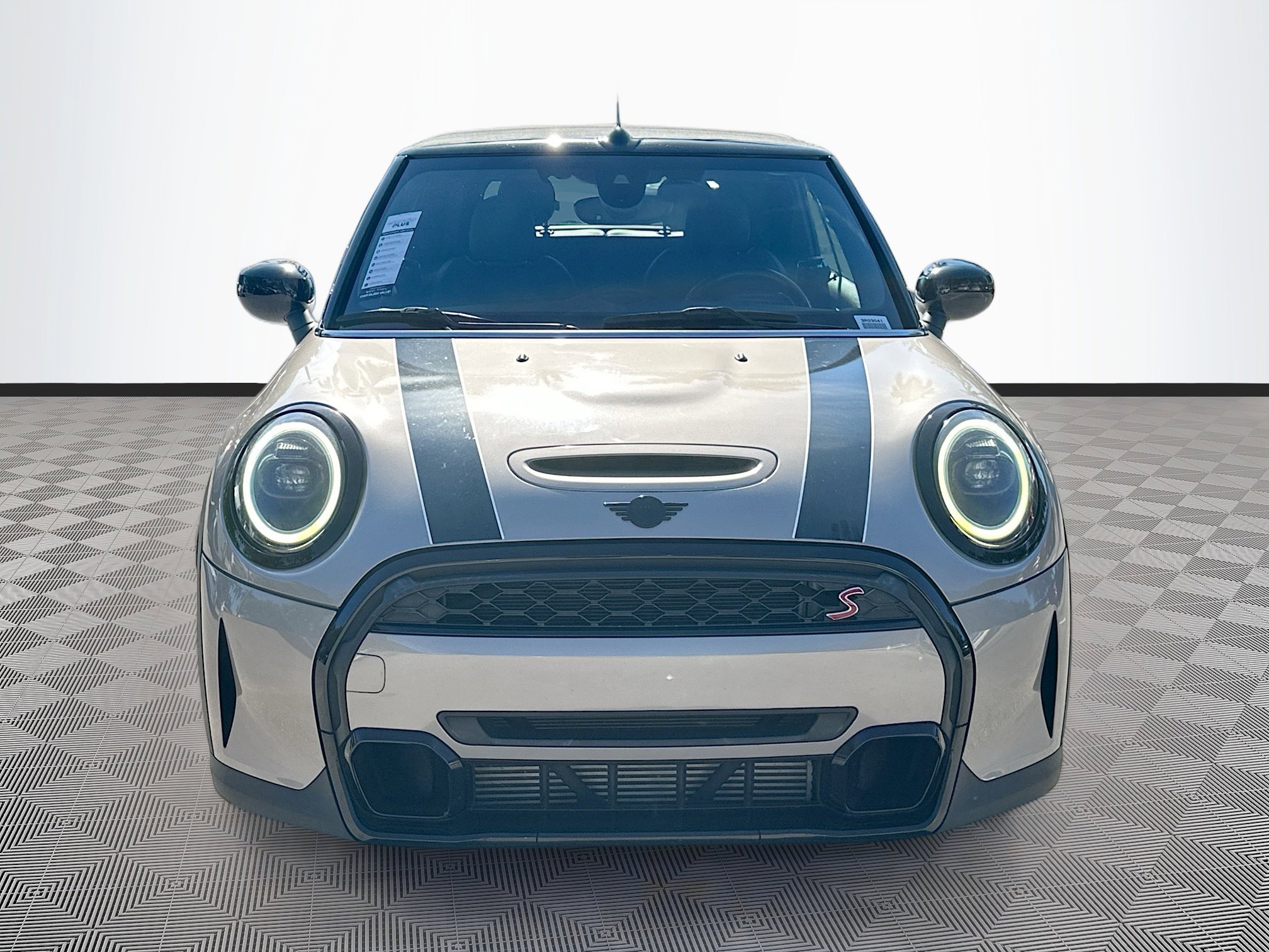 Used 2023 MINI Cooper S image 2