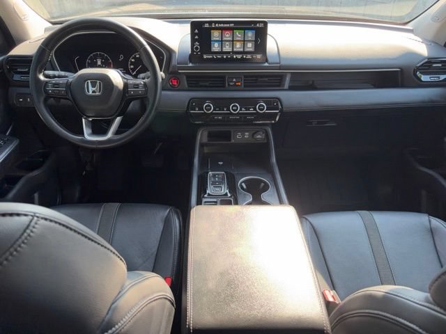 Used 2023 Honda Pilot Touring image 39