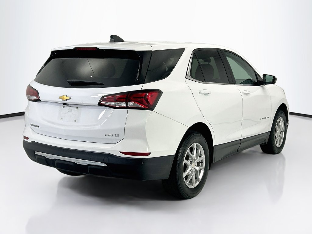 Used 2024 Chevrolet Equinox LT AWD/4WD image 5