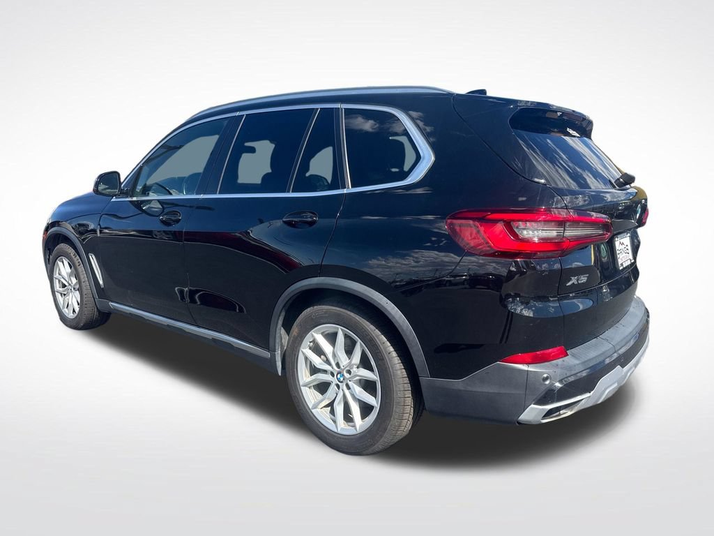 Used 2019 BMW X5 xDrive40i w/ Convenience Package AWD/4WD image 3