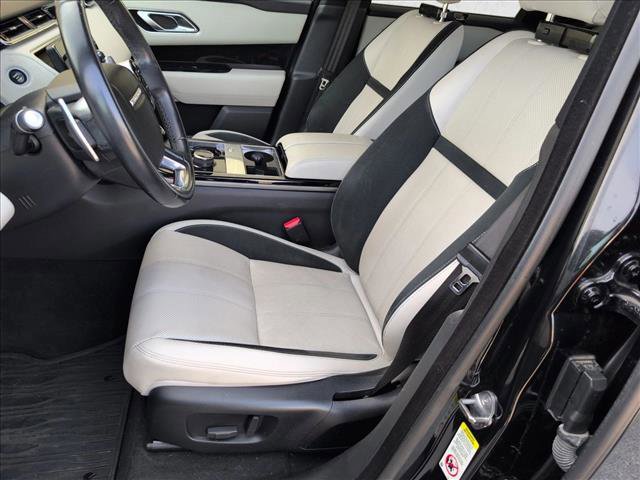 Used 2019 Land Rover Range Rover Velar R-Dynamic SE AWD/4WD image 17
