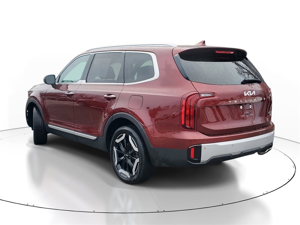 Used 2024 Kia Telluride S w/ S Sunroof Package image 4