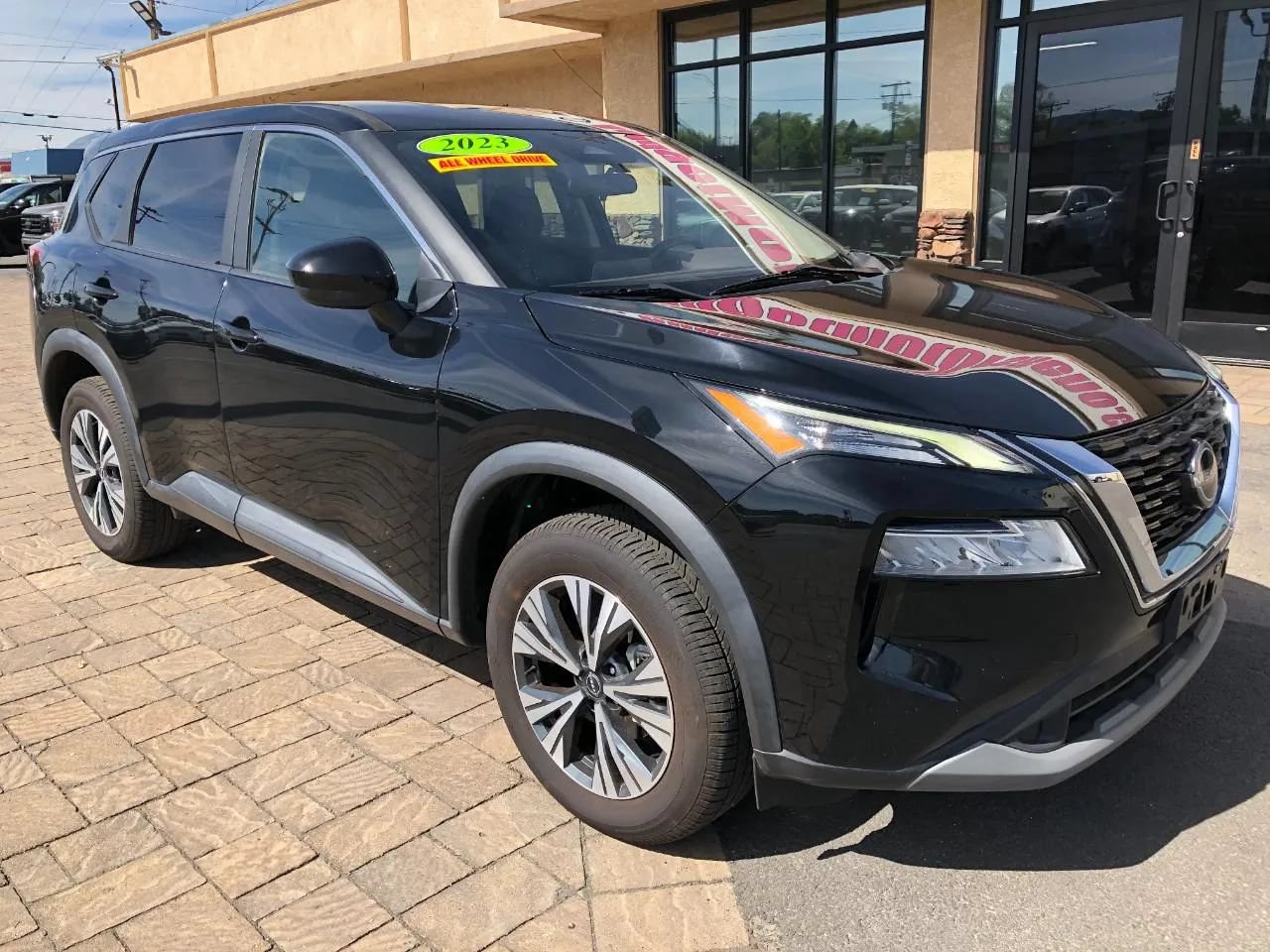 Used 2023 Nissan Rogue SV AWD/4WD image 8