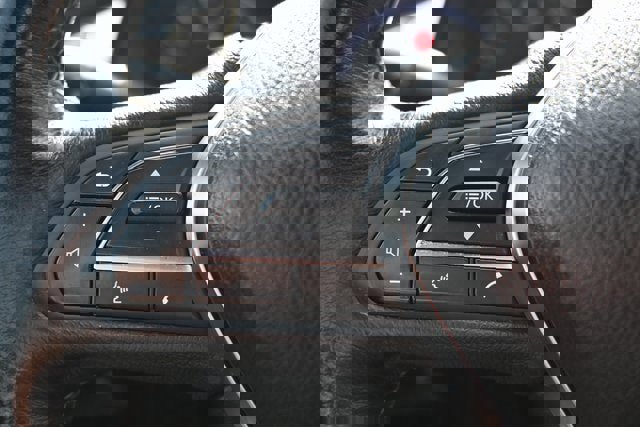 Used 2018 INFINITI Q60 3.0t Luxe image 35