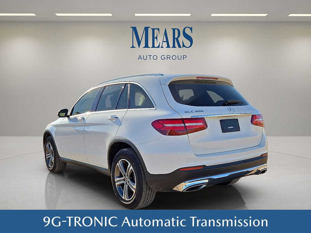 Used 2019 Mercedes-Benz GLC 300 w/ Premium Package image 4
