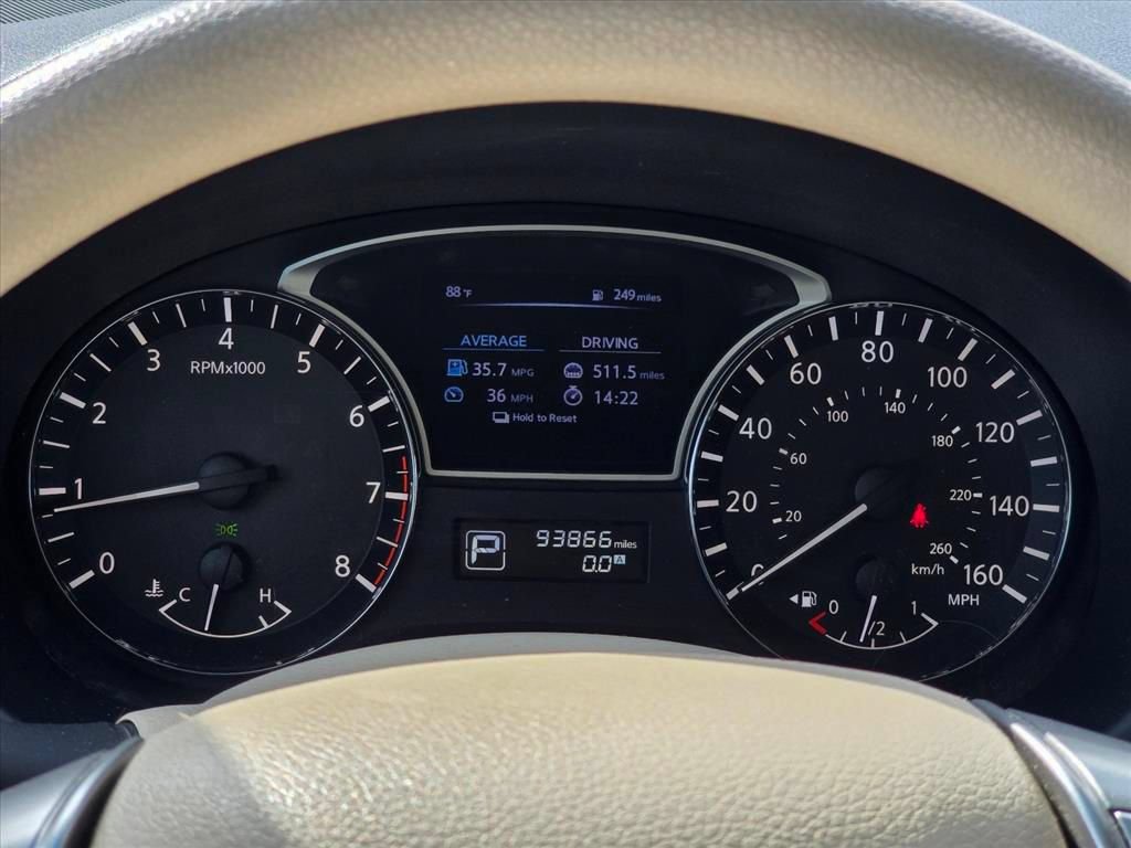 Used 2015 Nissan Altima 2.5 S w/ Sport Value Package FWD image 7
