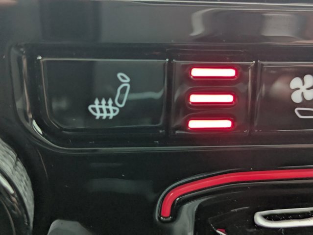 Used 2024 Jeep Grand Cherokee Overland w/ Adv Protech Group III image 24