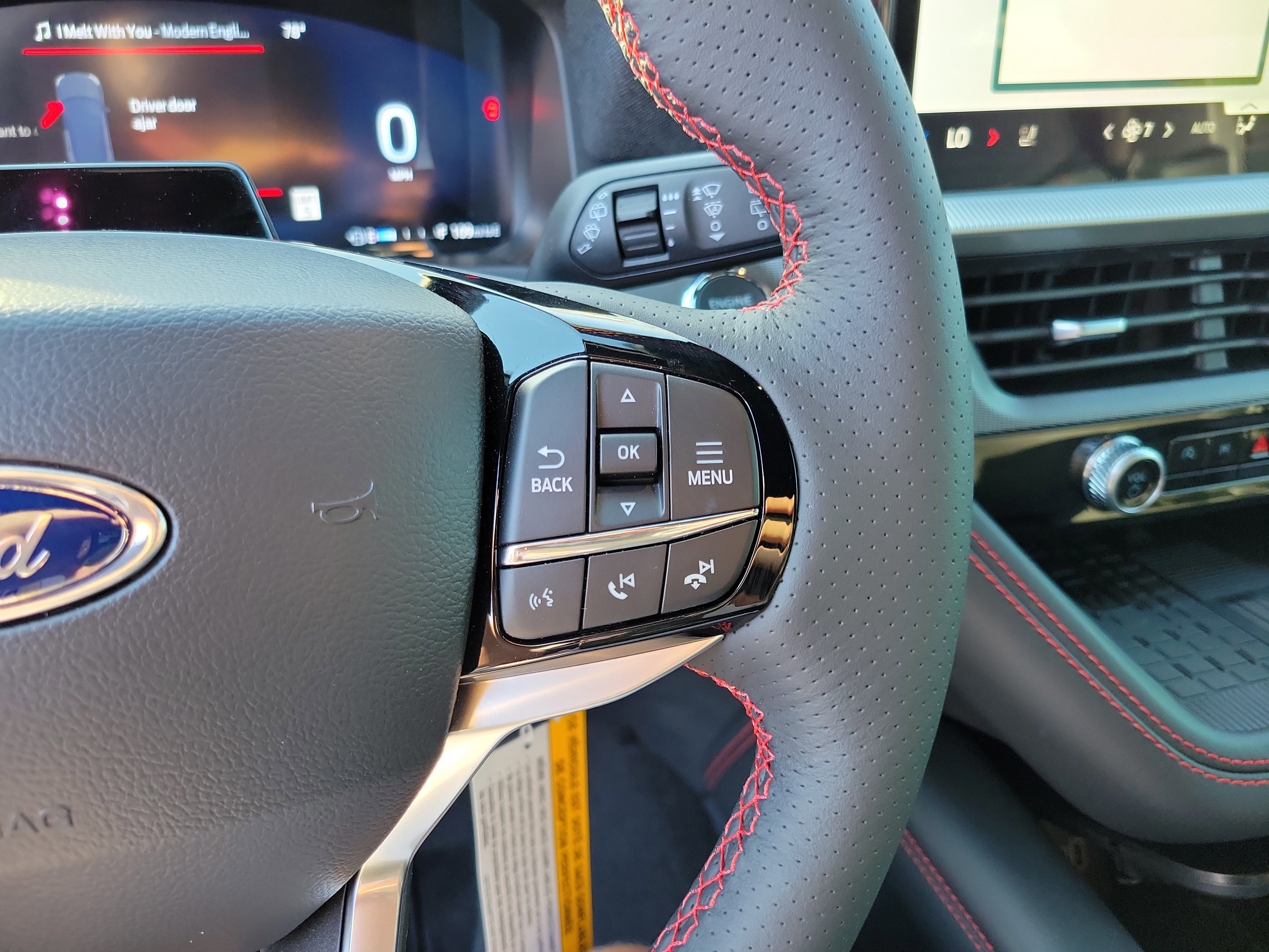 New 2025 Ford Explorer ST-Line w/ Premium Package image 14