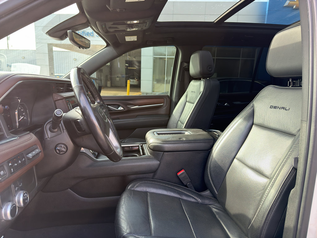 Certified 2021 GMC Yukon Denali w/ Denali Premium Package RWD image 4