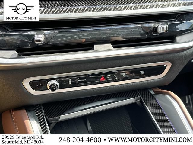 Certified 2025 BMW X6 M60i w/ Dynamic Handling Package AWD/4WD image 38