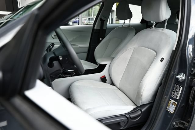 Used 2024 Hyundai Kona SE AWD/4WD image 19