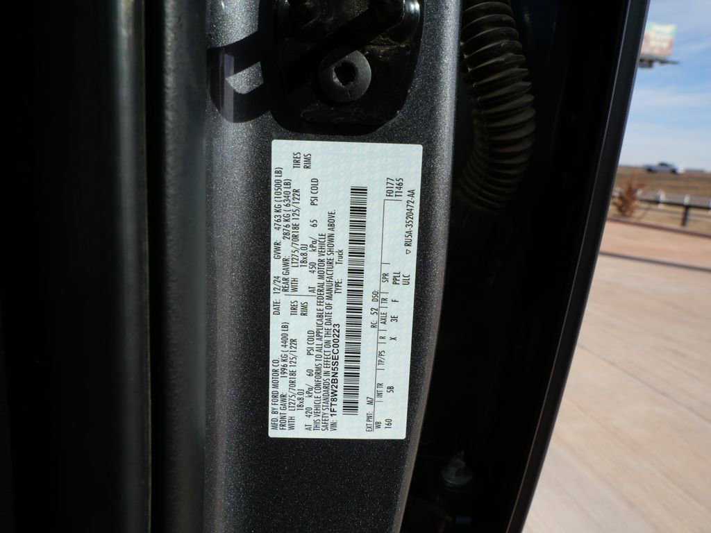 Used 2025 Ford F250 Lariat w/ FX4 Off-Road Package AWD/4WD image 26