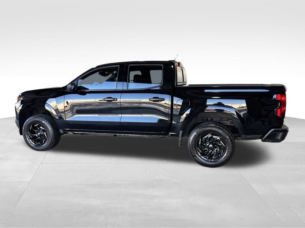 Used 2025 Chevrolet Colorado W/T video 2