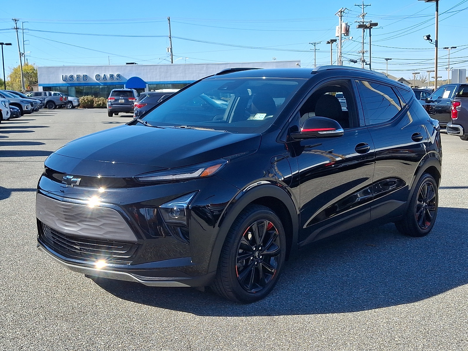Used 2023 Chevrolet Bolt EUV LT w/ Convenience Package FWD image 3