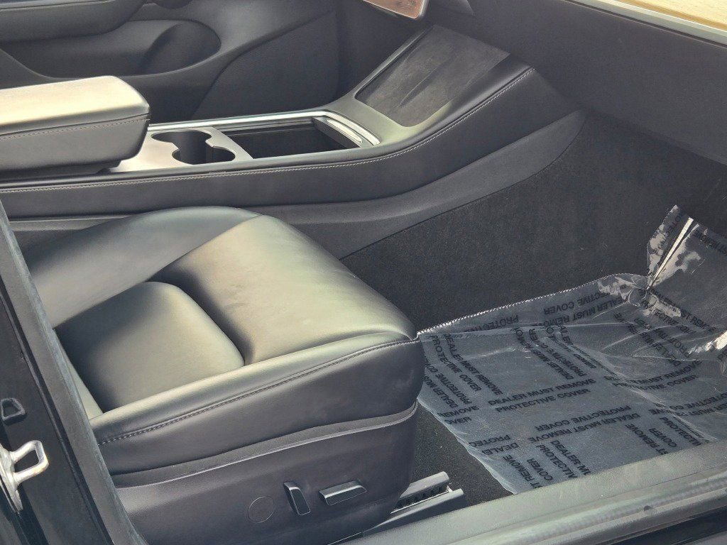 Used 2021 Tesla Model 3 Long Range image 7