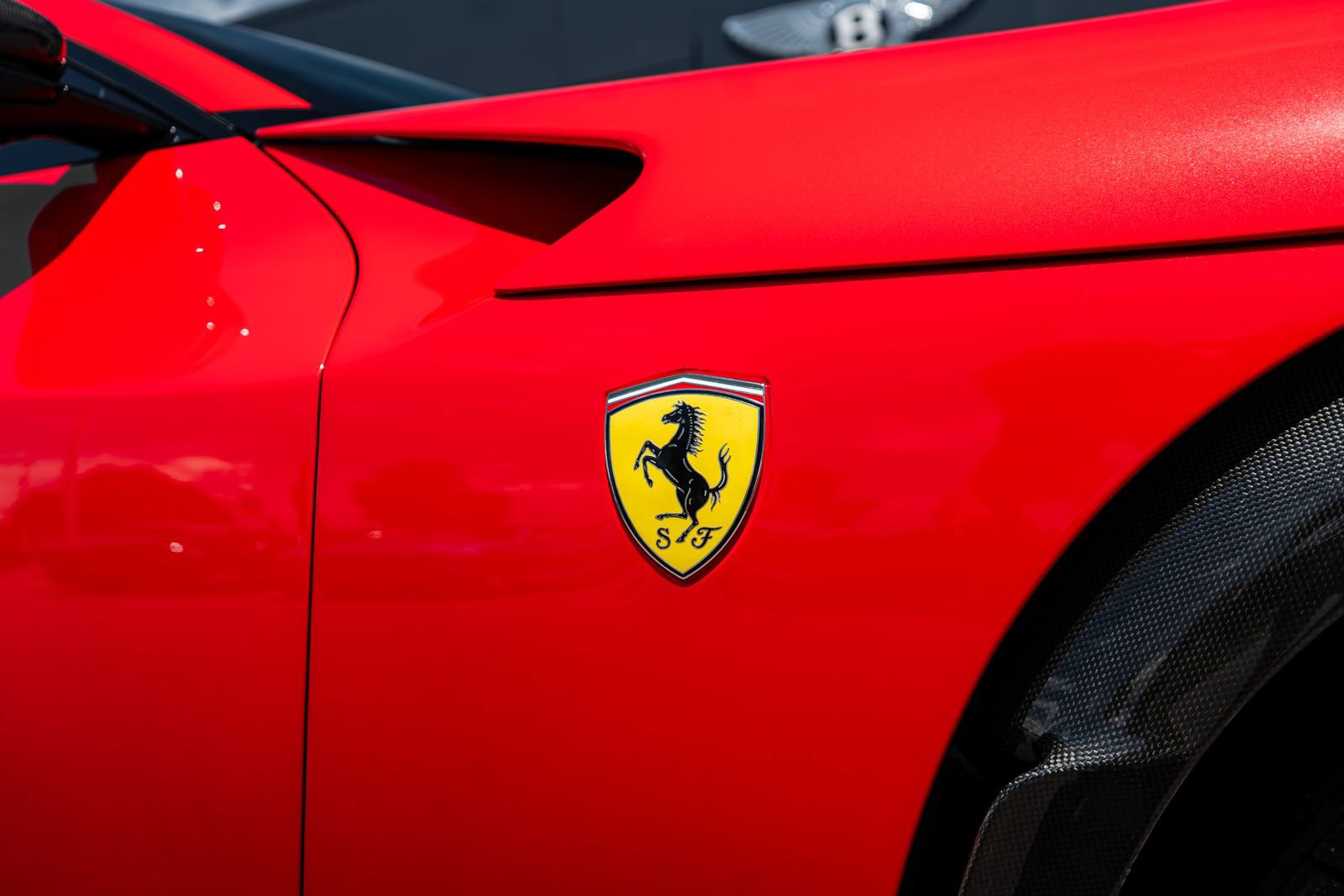Used 2026 Ferrari Purosangue AWD/4WD image 17