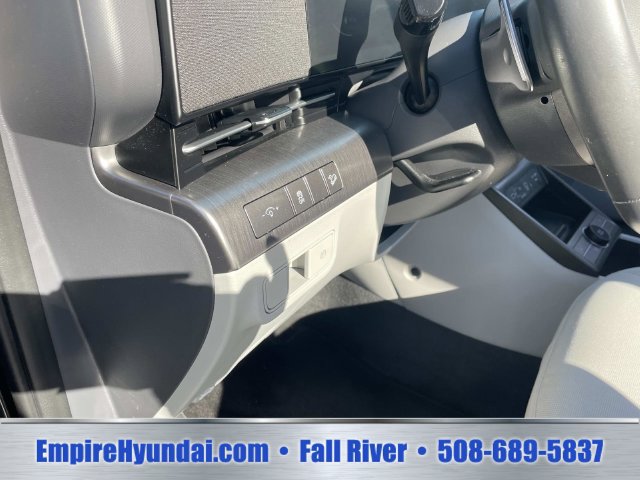 Used 2024 Hyundai Kona SEL w/ Convenience Package FWD image 19