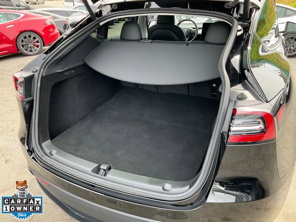 Used 2024 Tesla Model Y Long Range image 9