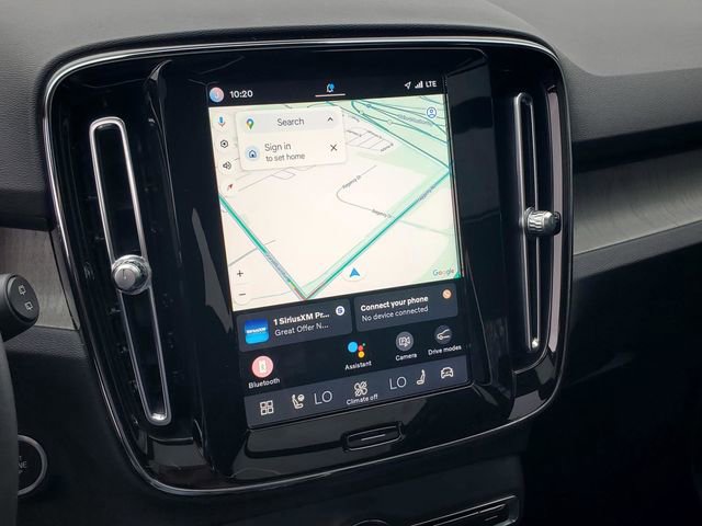 Certified 2023 Volvo XC40 B5 Plus w/ Driver Assist Package AWD/4WD image 21