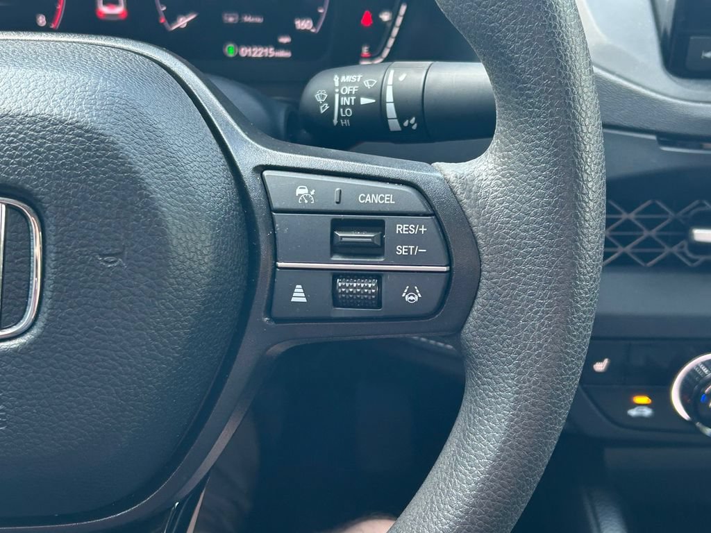 Used 2025 Honda Accord SE image 35