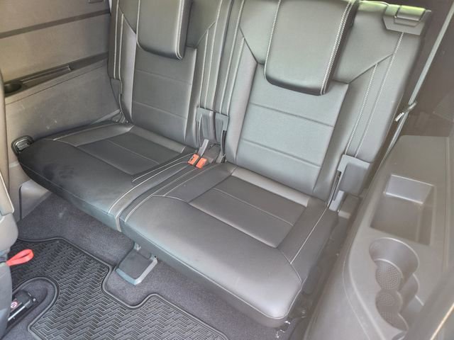 Used 2021 Volkswagen Atlas SE w/ Panoramic Sunroof Package image 32