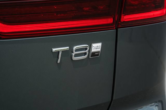 New 2026 Volvo XC60 T8 Plus w/ Climate Package AWD/4WD image 9