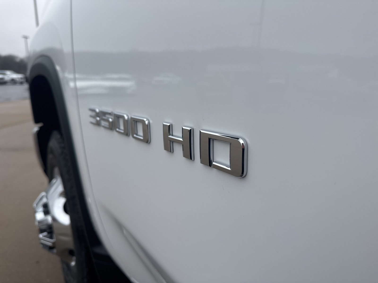 New 2026 Chevrolet Silverado 3500 LT AWD/4WD image 9