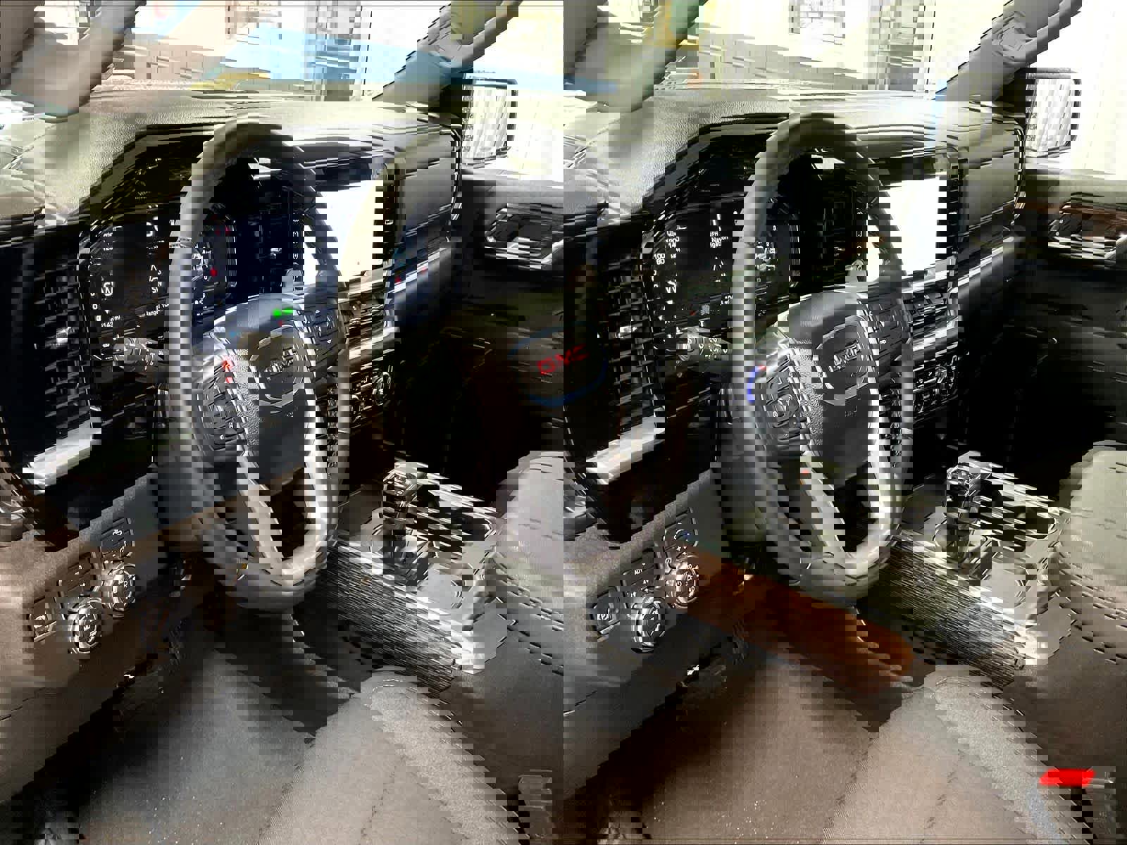 Used 2025 GMC Sierra 1500 Elevation image 8