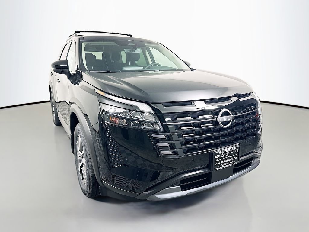 New 2026 Nissan Pathfinder SL AWD/4WD image 1
