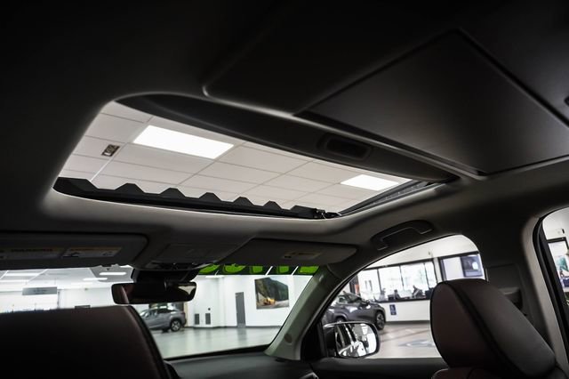 Used 2019 Acura MDX w/ Advance & Entertainment AWD/4WD image 21