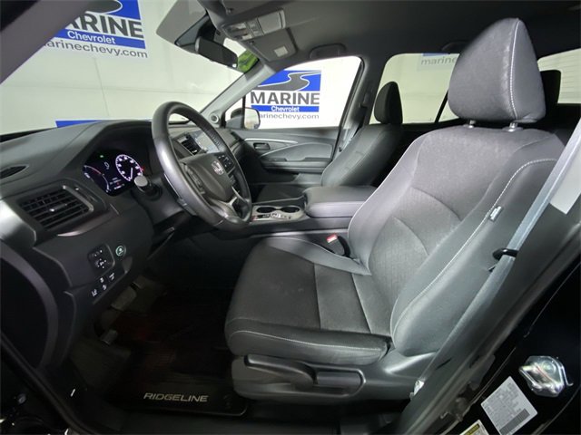 Used 2025 Honda Ridgeline Sport image 23