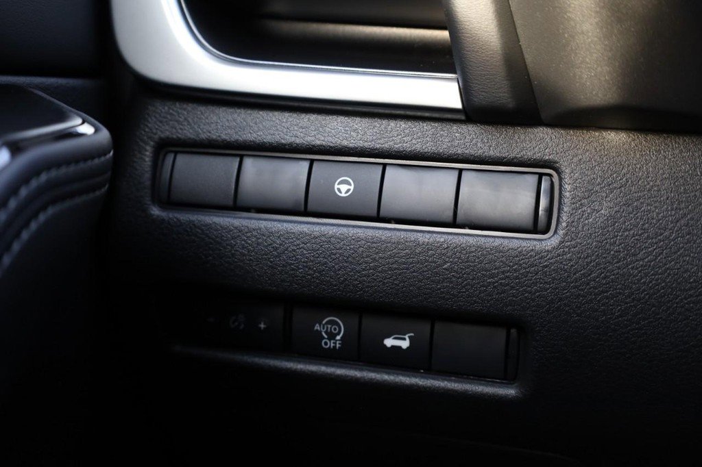 New 2026 Nissan Rogue SV image 17