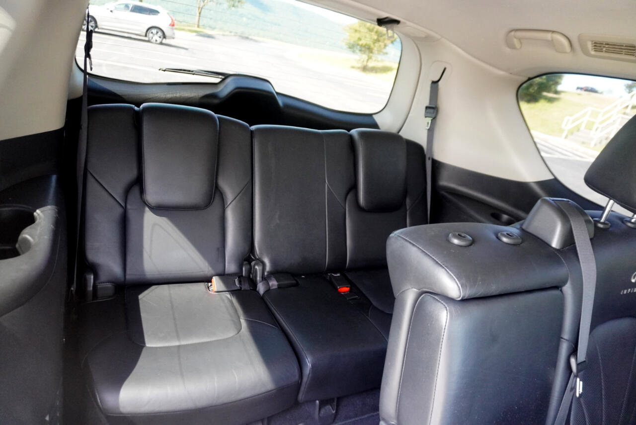 Used 2011 INFINITI QX56 4WD w/ Deluxe Touring Pkg image 22