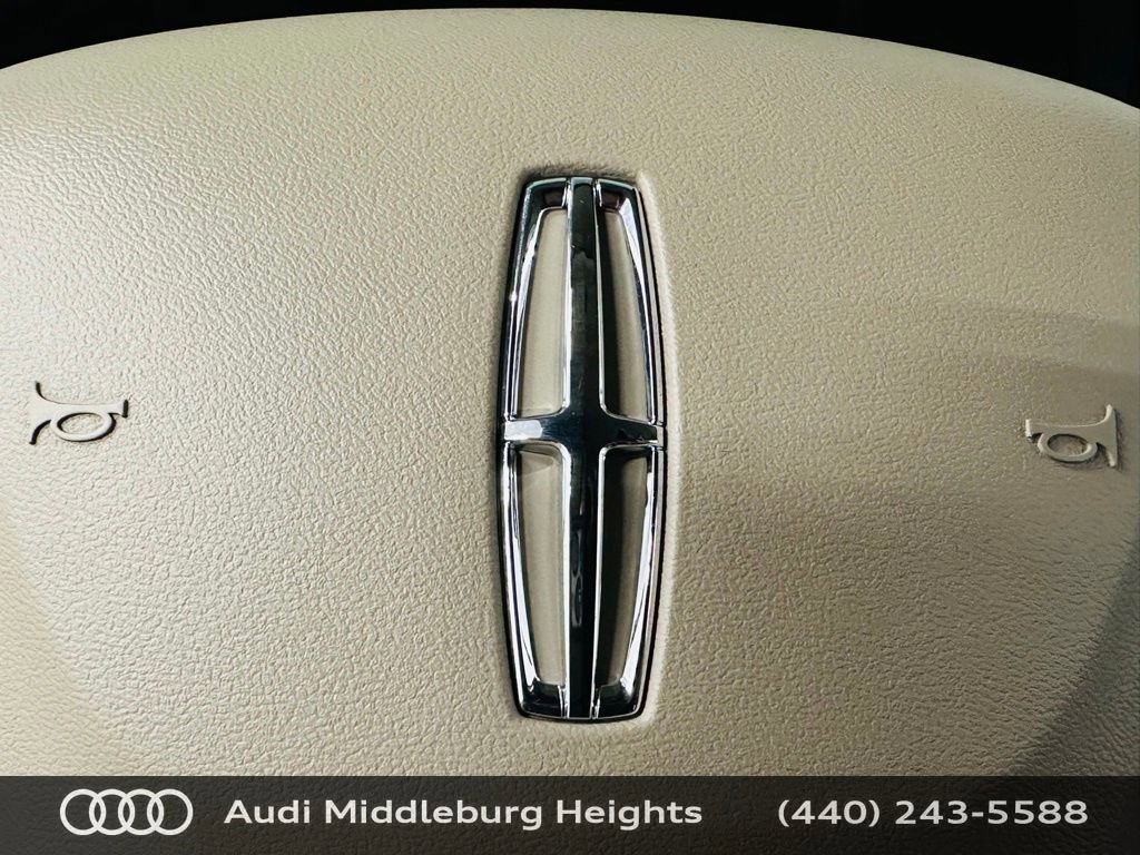 Used 2022 Lincoln Corsair Reserve w/ Equipment Group 201A AWD/4WD image 16