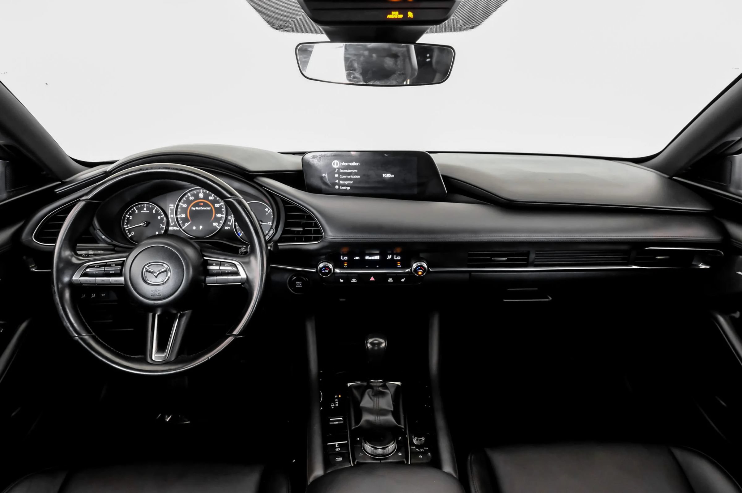 Used 2019 MAZDA MAZDA3 Hatchback w/ Preferred Package FWD image 12