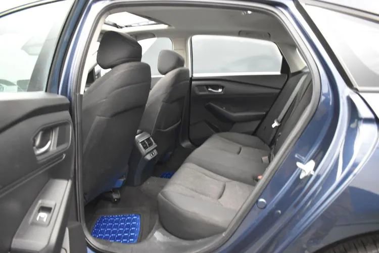 Used 2025 Honda Accord SE image 15