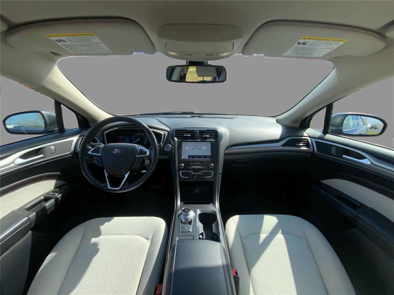Used 2020 Ford Fusion SE w/ Equipment Group 151A image 22
