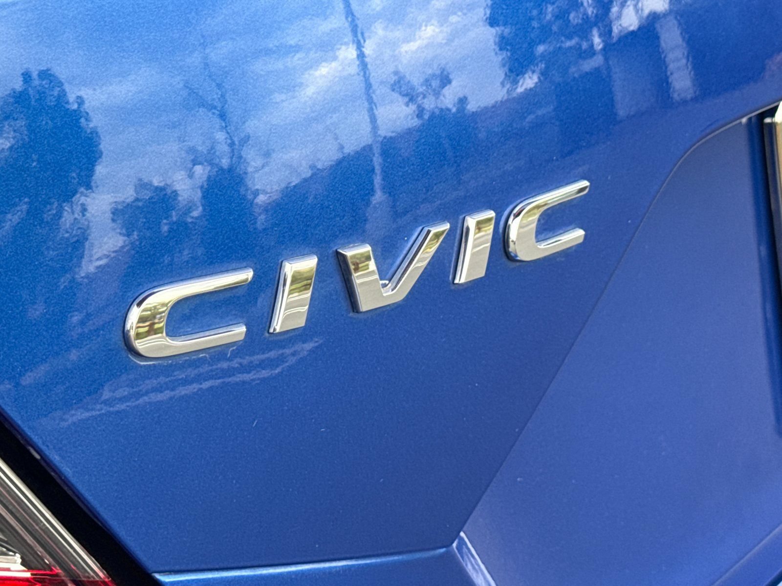Used 2019 Honda Civic Sport image 26