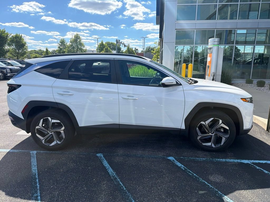 Used 2023 Hyundai Tucson SEL w/ Convenience Package AWD/4WD image 4