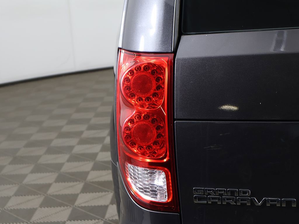 Used 2016 Dodge Grand Caravan American Value Package image 8