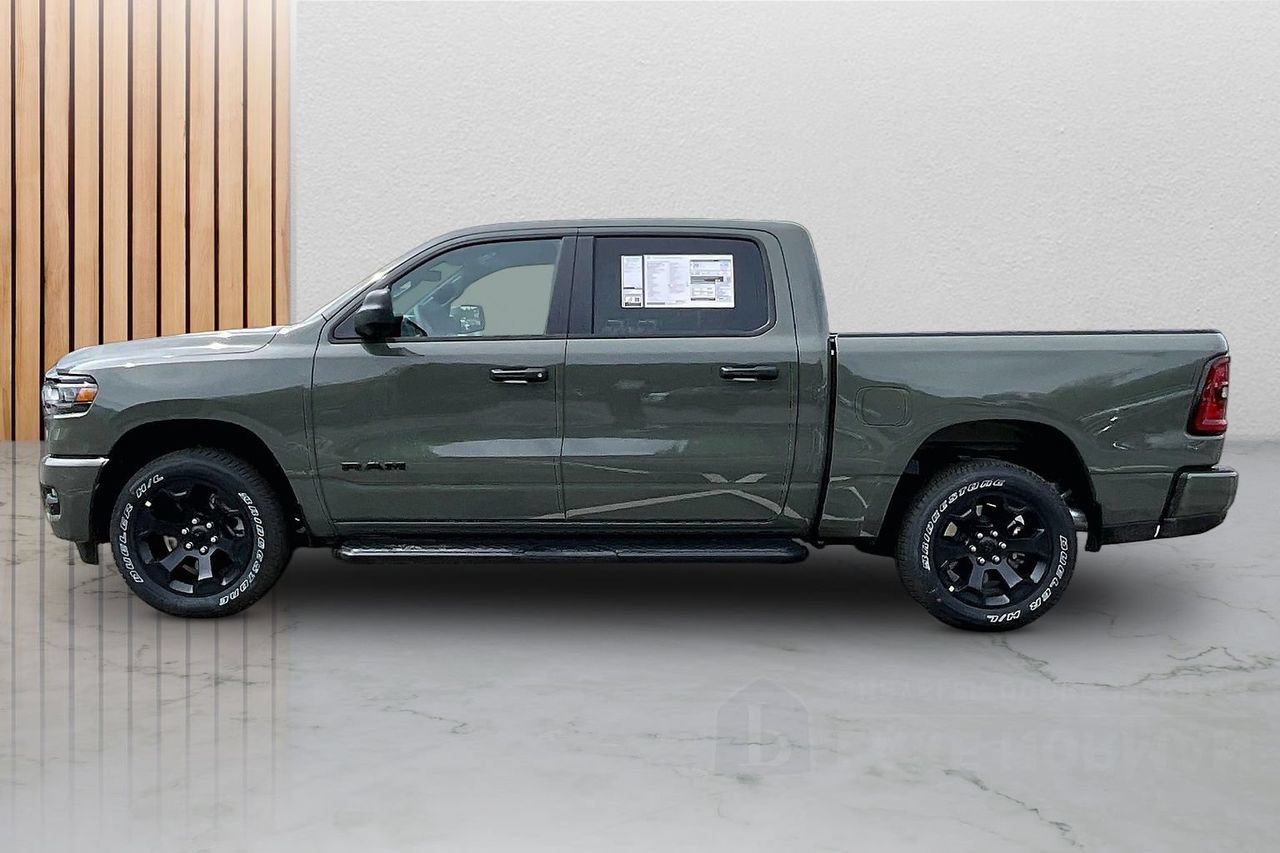 New 2026 RAM 1500 Express AWD/4WD image 5