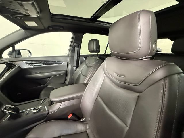 Certified 2024 Cadillac XT6 Premium Luxury AWD/4WD image 6