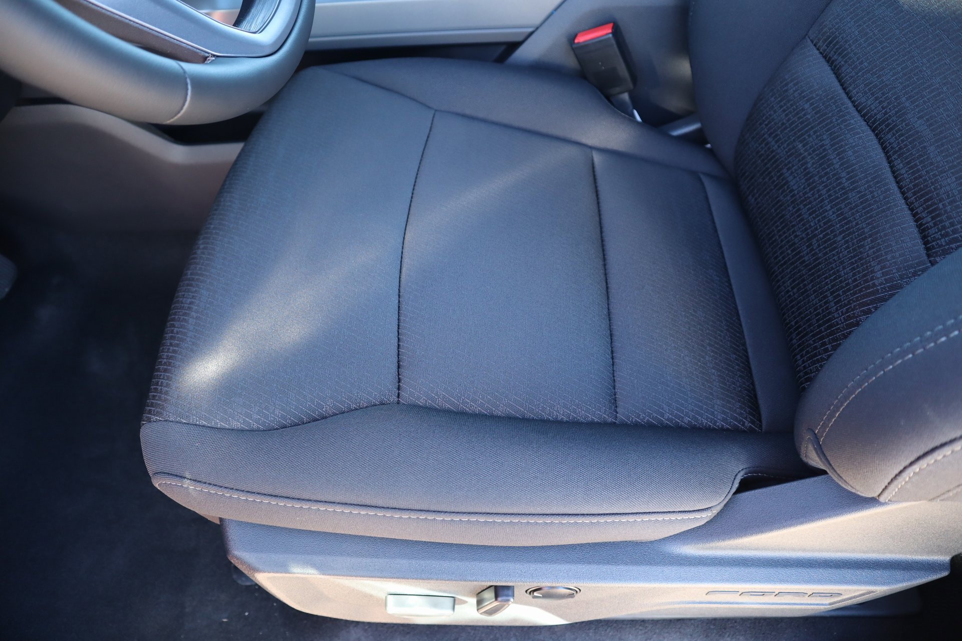 New 2025 Ford F150 XLT w/ Equipment Group 302A MID image 13