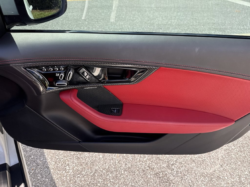 Used 2023 Jaguar F-TYPE Coupe RWD image 41