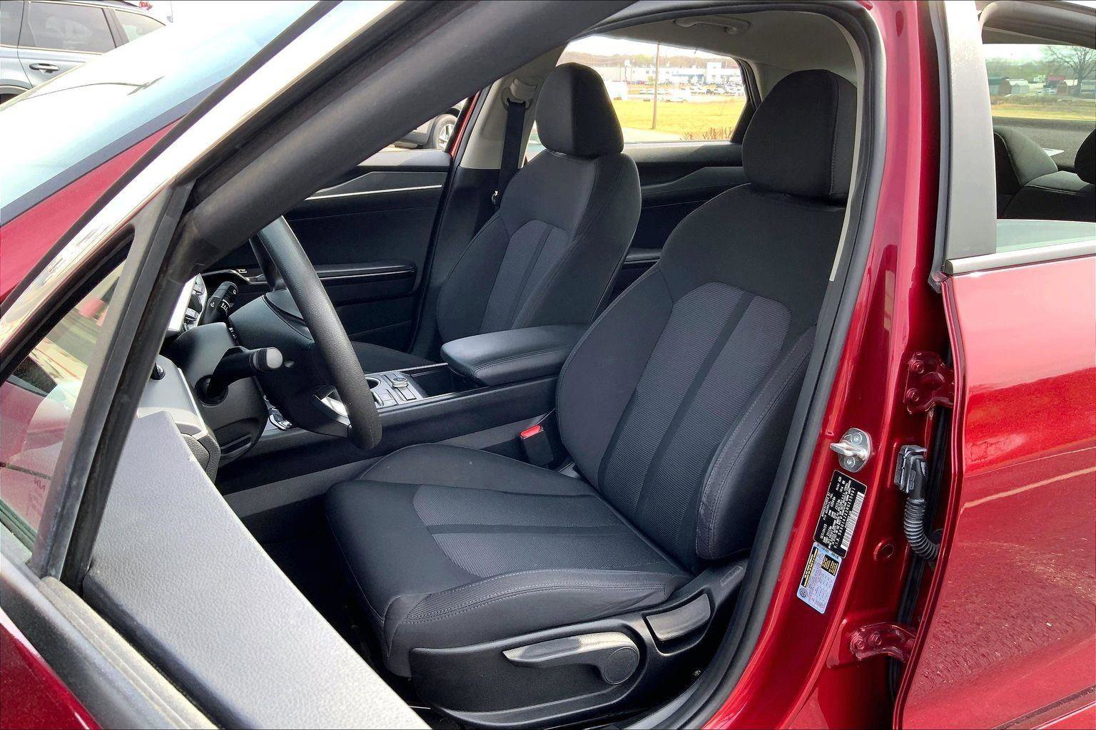 Used 2024 Kia K5 LXS image 20