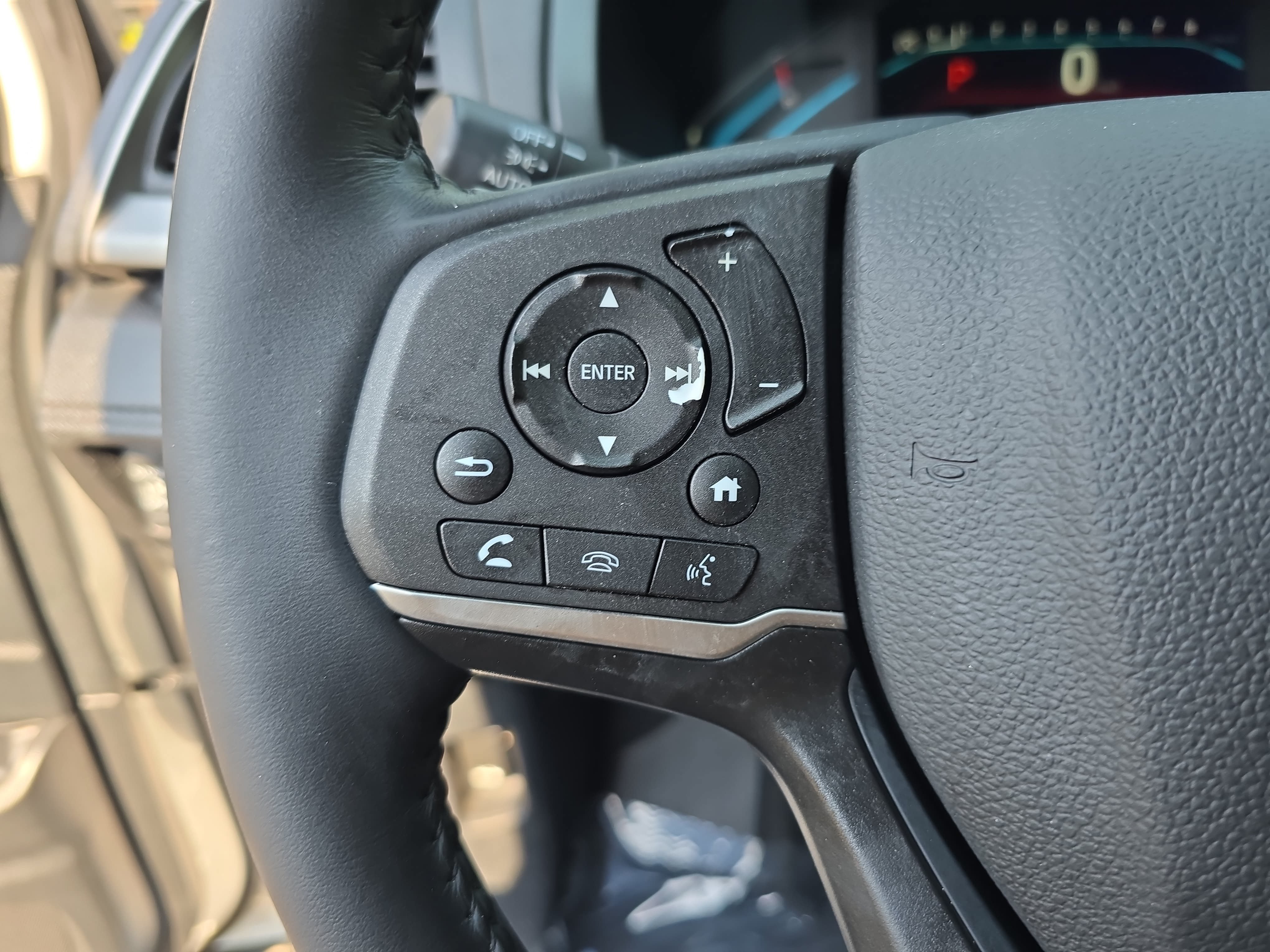 Certified 2024 Honda Odyssey EX-L image 18