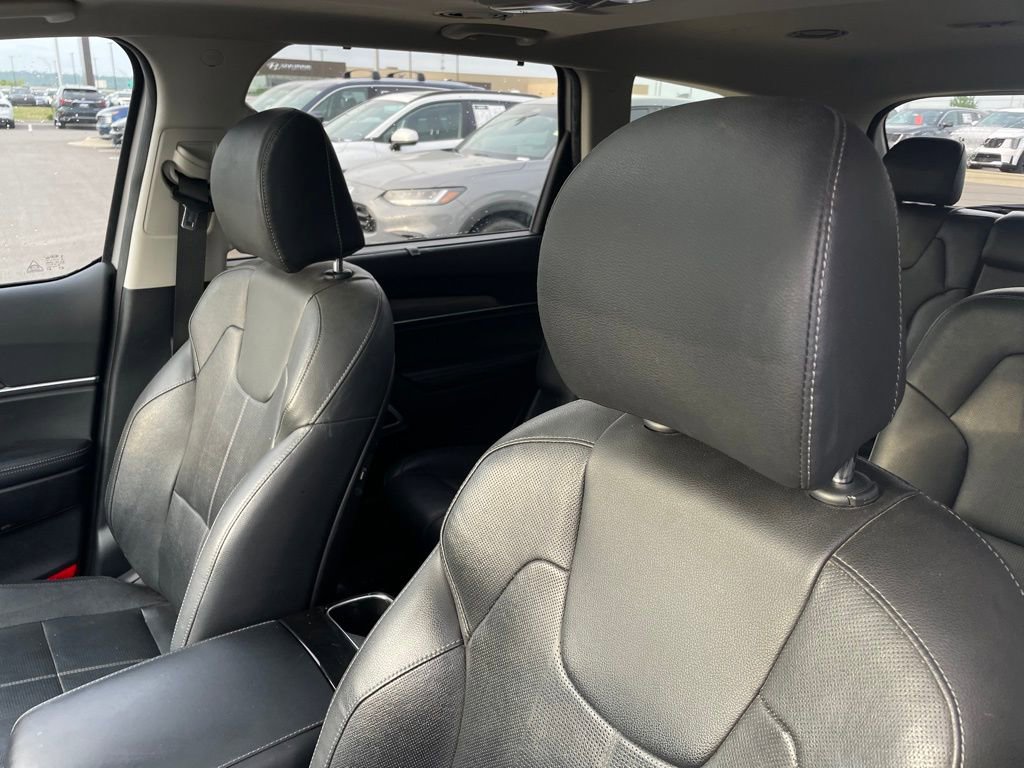 Used 2021 Kia Telluride EX w/ EX Premium Package AWD/4WD image 22