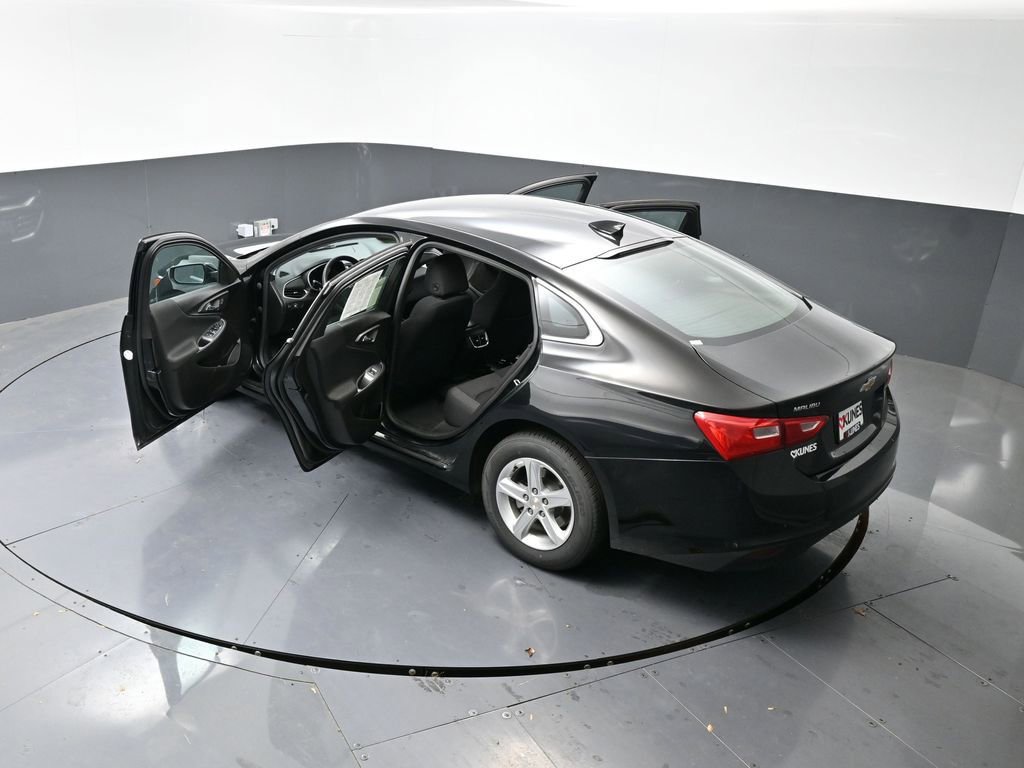 Used 2023 Chevrolet Malibu LT image 56