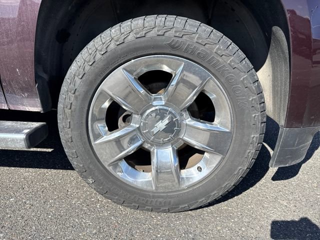 Used 2017 Chevrolet Tahoe LT w/ LT Signature Package image 11